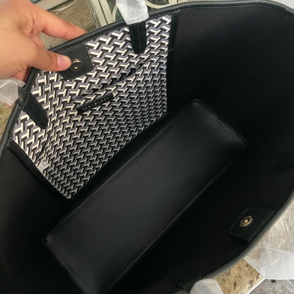 Née Tory Burch large tote 🖤last one - Picture 4 of 6